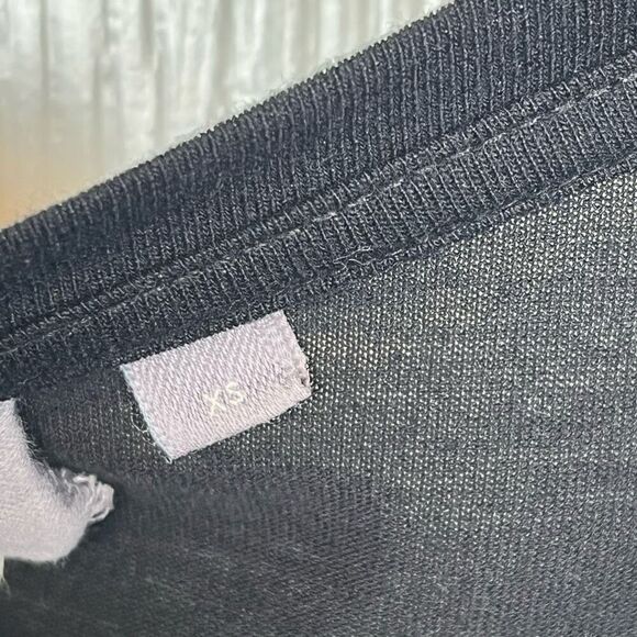 Anthropologie Vanessa Virginia Flutter Sleeve Top Sz XS Black Floral Ruffle - Picture 7 of 15